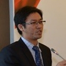 邱　平