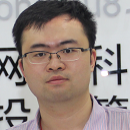 张震